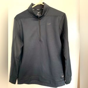 Nike golf heavy weight quarter zip pullover